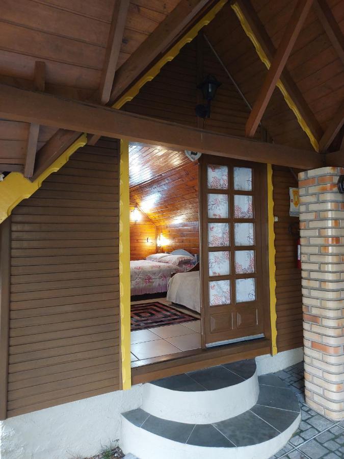 Pousada Villa Fiorita Канела Екстер'єр фото